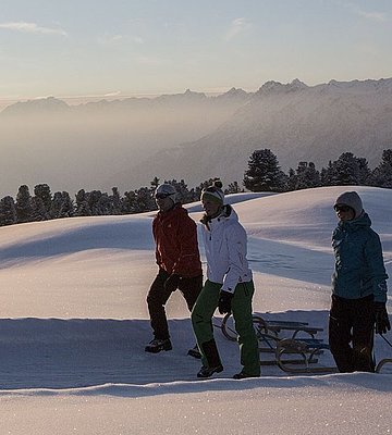 [Translate to Italienisch:] Rodeln im Ötztal